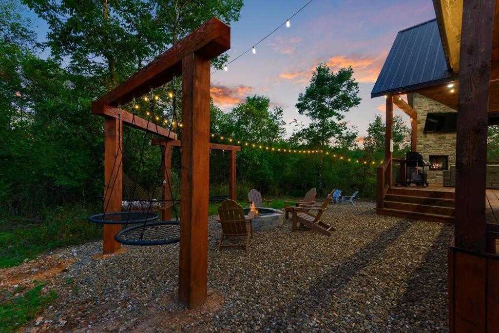 Villa Under The Stars - Secluded, Hot Tub, Firepit, Games Broken Bow Exterior foto