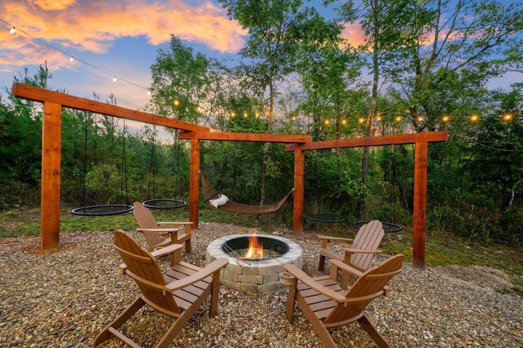 Villa Under The Stars - Secluded, Hot Tub, Firepit, Games Broken Bow Exterior foto