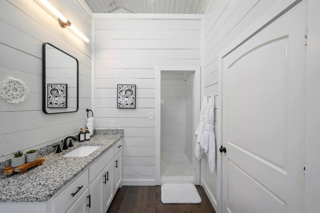 Villa Under The Stars - Secluded, Hot Tub, Firepit, Games Broken Bow Exterior foto